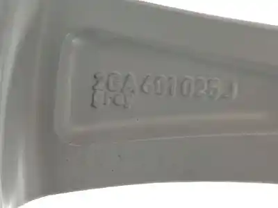 Pezzo di ricambio per auto di seconda mano Cerchione In Lega per VOLKSWAGEN T-ROC (A11, D11) 1.0 TSI Riferimenti OEM IAM 2GA601025J  