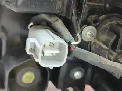 Автозапчастина б/у лівий ход ліхар для toyota c-hr (x10) hybrid active 122 cv / 90 kw посилання на oem iam 81560f4010  