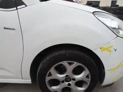 Peça sobressalente para automóvel em segunda mão guarda-lamas dianteiro direito por citroen c3 feel referências oem iam 7841z7