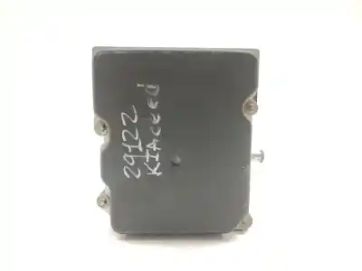 Peça sobressalente para automóvel em segunda mão abs por kia cee'd fastback (ed) 1.6 crdi 115 referências oem iam 589201h600  