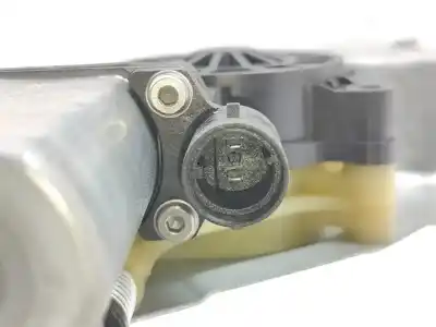 Second-hand car spare part passenger side right window regulator for renault kangoo profesional oem iam references 807207012r  