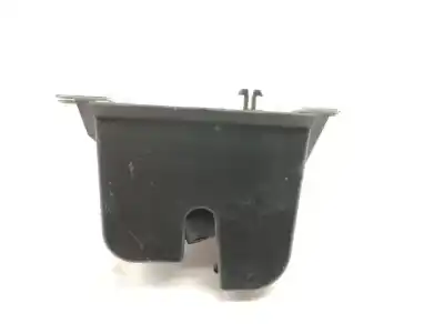 Peça sobressalente para automóvel em segunda mão fechadura do mala por volkswagen polo advance referências oem iam 2g6827505b