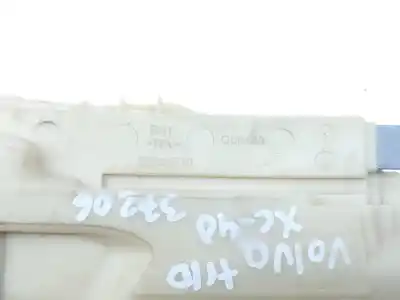 Peça sobressalente para automóvel em segunda mão fechadura da porta traseira direita por volvo xc 40 core 2wd referências oem iam 32131413  