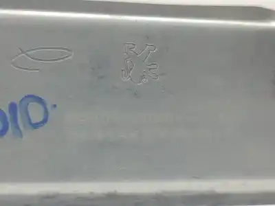 Peça sobressalente para automóvel em segunda mão elevador de vidros dianteiro direito por citroen c3 feel referências oem iam 9830478880  