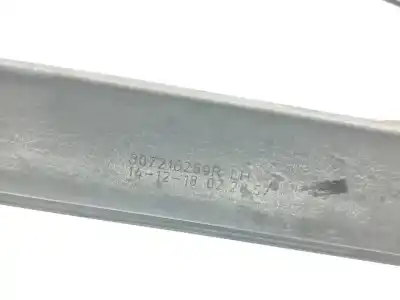 Peça sobressalente para automóvel em segunda mão elevador de vidros dianteira esquerda por renault captur life referências oem iam 807210269r  