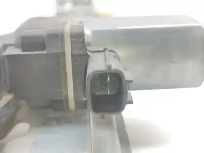 Peça sobressalente para automóvel em segunda mão elevador de vidros dianteiro direito por renault captur life referências oem iam 807200713r  