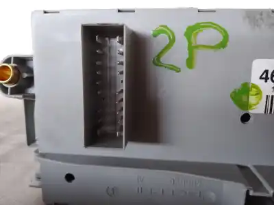 Peça sobressalente para automóvel em segunda mão caixa de fusíveis e relés por fiat i doblò (119) 223b1000 referências oem iam 0051763772  