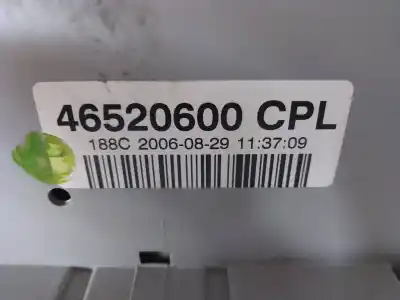 Peça sobressalente para automóvel em segunda mão caixa de fusíveis e relés por fiat i doblò (119) 223b1000 referências oem iam 0051763772  