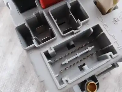 Peça sobressalente para automóvel em segunda mão caixa de fusíveis e relés por fiat i doblò (119) 223b1000 referências oem iam 0051763772  