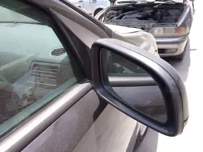 Автозапчастина б/у правий задний огляд для opel astra h sedán (a04) 1.7 cdti (l69) посилання на oem iam 24462996