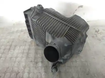 Second-hand car spare part air filter for renault scénic ii (jm0/1_) 1.9 dci (jm0g, jm12, jm1g, jm2c) oem iam references 8200369798  