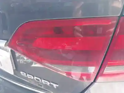 Автозапчасти б/у правый задний фонарь за audi a4 b8 (8k2) 2.0 tdi ссылки oem iam 8k5945094  