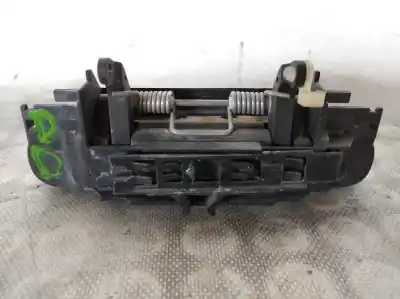 Second-hand car spare part exterior right front door handle for audi a4 b7 avant (8ed) 2.0 tdi oem iam references 4b0639885  