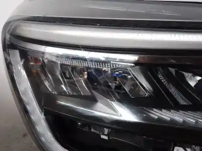 Second-hand car spare part right headlight for renault clio v 1.5 blue dci diesel fap oem iam references 260107933r 260107933r 01065199801210 
