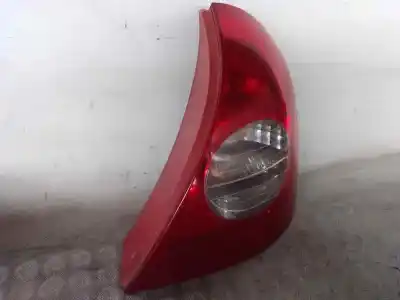 Автозапчастина б/у правий ліхтар для renault clio ii fase ii (b/cb0) d7f726 посилання на oem iam 8200071414  
