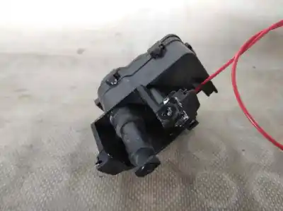 Автозапчасти б/у наружная крышка топлива за audi a4 b8 (8k2) 2.0 tdi ссылки oem iam 8k0862153  