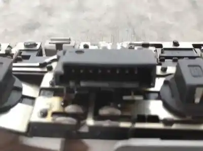 Second-hand car spare part interior light for bmw x3 (e83) m57n2306d2 oem iam references 63318364929  