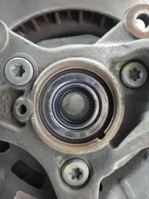 Second-hand car spare part front right knuckle for hyundai i30 fastback (pde, pden) 1.0 t-gdi oem iam references   