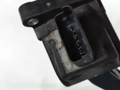 Second-hand car spare part accelerator pedal for citroen c4 picasso i monospace (ud_) 1.6 hdi oem iam references 9681990080  