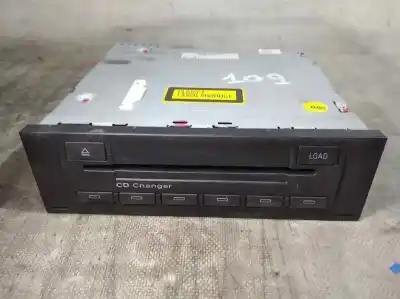 Автозапчасти б/у АУДИОСИСТЕМА / РАДИО CD за AUDI A4 AVANT (8E)  ссылки OEM IAM 8E0035111D  