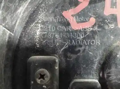 Pezzo di ricambio per auto di seconda mano griglia anteriore per ssangyong korando d20dtf riferimenti oem iam   