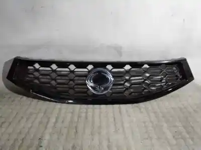 Pezzo di ricambio per auto di seconda mano griglia anteriore per ssangyong korando d20dtf riferimenti oem iam 
