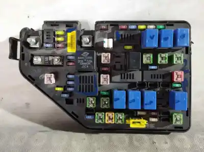 Pezzo di ricambio per auto di seconda mano scatola relè/fusibili per ssangyong korando d20dtf riferimenti oem iam 8297034240