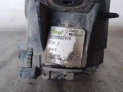 Автозапчасти б/у правая противотуманная фара за renault clio ii fase ii (b/cb0) k9k702 ссылки oem iam 8200002470  