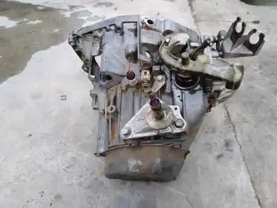 Tweedehands auto-onderdeel VERSNELLINGSBAK voor PEUGEOT 406 BERLINA (S1/S2)  OEM IAM-referenties 20LE56  