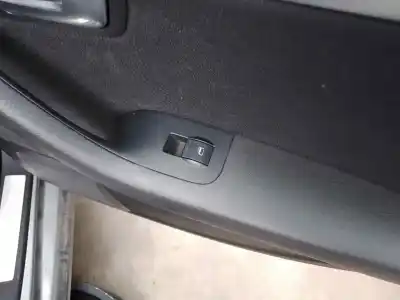 Piesă de schimb auto la mâna a doua PANOU COMANDÃ GEAMURI ELECTRICE SPATE DREAPTA pentru AUDI A4 B7 (8EC)  Referințe OEM IAM   