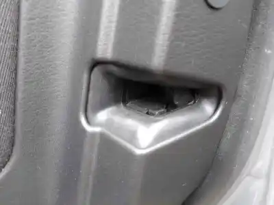 Автозапчастина б/у замок передній праві двері для audi a4 b7 (8ec) 2.0 tdi 16v посилання на oem iam 