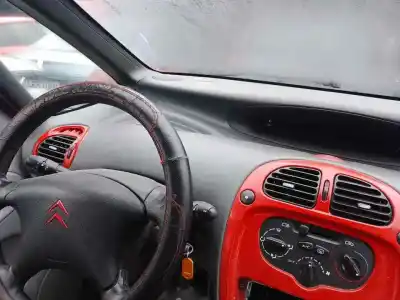 Pièce détachée automobile d'occasion tableau de bord pour citroen xsara picasso 1.6 básico références oem iam   