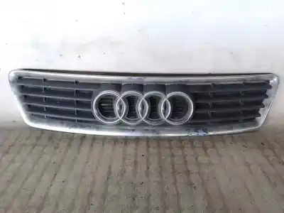 Автозапчастина б/у передня решіта для audi a6 c5 avant (4b5) 2.5 tdi посилання на oem iam 4z7853651