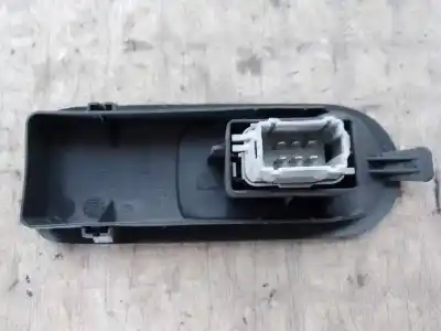 Second-hand car spare part right front power window switch for renault scenic ii (jm) f9q812 oem iam references 156013740  
