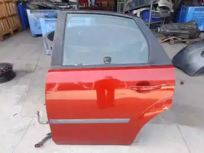 İkinci el araba yedek parçası ARKA SOL KAPI için FORD FOCUS BERLINA (CB4)  OEM IAM referansları   