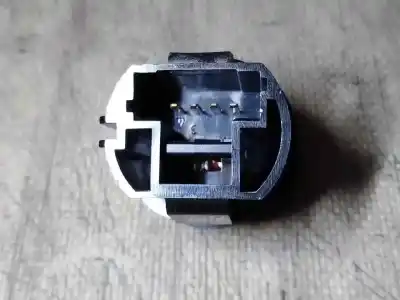 Second-hand car spare part switch for renault megane ii sedán (lm0/1_) 1.5 dci (lm0f, lm0t, lm2b) oem iam references   