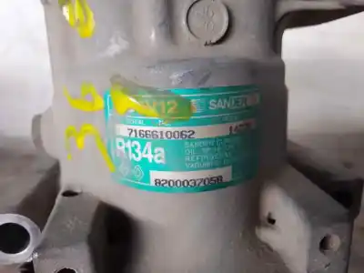 Peça sobressalente para automóvel em segunda mão compressor de ar condicionado a/a a/c por renault clio ii fase ii (b/cb0) d7f726 referências oem iam 8200037058  