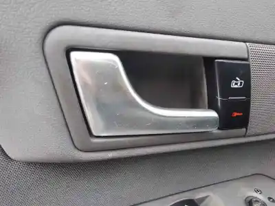 Автозапчастина б/у ліва передня внутрішня ручка для audi a2 (8z0) 1.4 посилання на oem iam 
