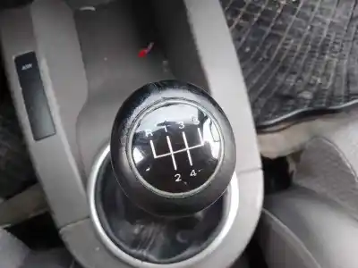 Автозапчастина б/у ручка важеля передач для audi a2 (8z0) 1.4 посилання на oem iam 