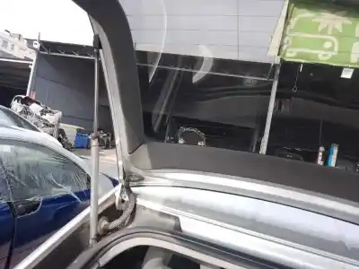 Автозапчасти б/у амортизаторы багажника/двери за audi a2 (8z0) 1.4 ссылки oem iam   