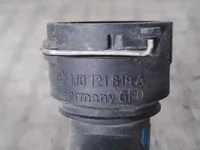 Автозапчастина б/у труба для audi a3 (8l1) 1.6 посилання на oem iam 1j0122051  