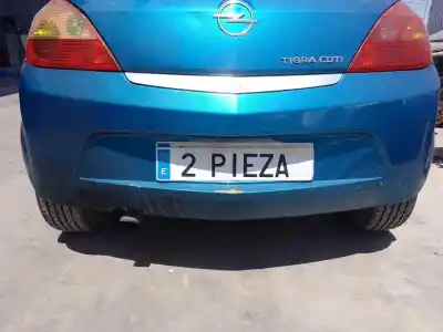 Pièce détachée automobile d'occasion pare-chocs arrière pour opel tigra twin top z13dt références oem iam   