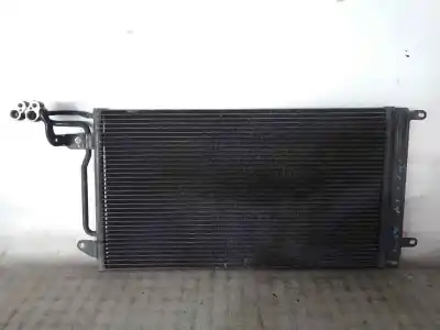 Recambio de automóvil de segunda mano de condensador / radiador aire acondicionado para audi a1 (8x1) cayc referencias oem iam 6r0820411  