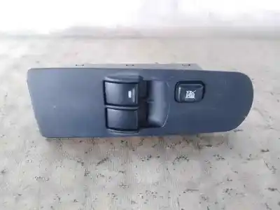 Автозапчастина б/у передні вікний вмикач для mitsubishi colt vi (z3_a, z2_a) 1.1 (z31a, z32a) посилання на oem iam mr587959