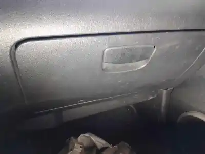 Автозапчасти б/у бардачок за ssangyong rexton d27dt ссылки oem iam 