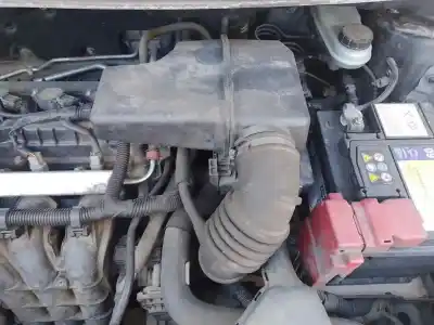 Автозапчастина б/у повітряний фільтр для mitsubishi colt vi (z3_a, z2_a) 1.1 (z31a, z32a) посилання на oem iam 