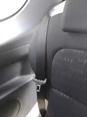 Автозапчастина б/у задній правий ремін безпеки для mitsubishi colt vi (z3_a, z2_a) 1.1 (z31a, z32a) посилання на oem iam 