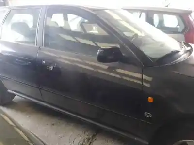 Автозапчастина б/у передні праві двері для audi a4 avant (b5) 2.4 посилання на oem iam 