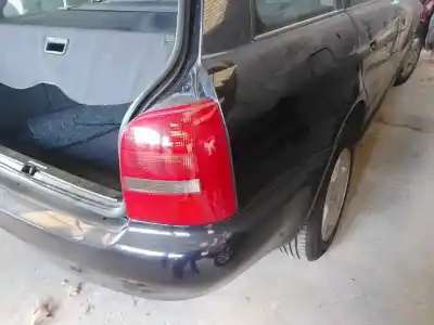 Автозапчастина б/у правий задній амортизатор для audi a4 avant (b5) 2.4 посилання на oem iam 