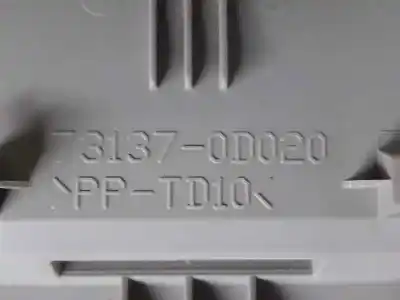 Peça sobressalente para automóvel em segunda mão moldagem por toyota yaris (ksp1/nlp1/nsp1) d1nd referências oem iam 731370d020  